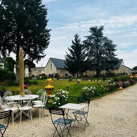 Chateau De La Thibaudiere - Chambre Du Tonneau Allonnes  Екстериор снимка